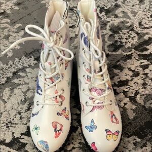 Chick Pea Butterfly Print Kids Boots- Size 5M